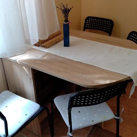 Gesztenyés Apartman Miskolc Esterno foto