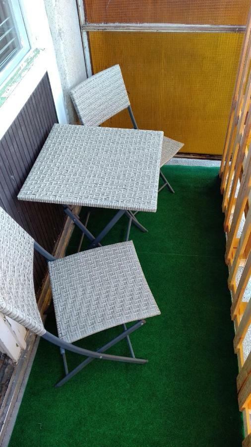 Gesztenyés Apartman Miskolc Esterno foto